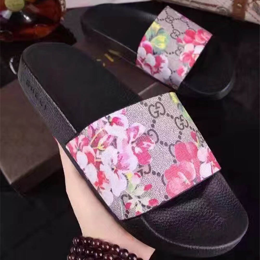 Gucci Bird And Flower Flip Flops - FashionPlug