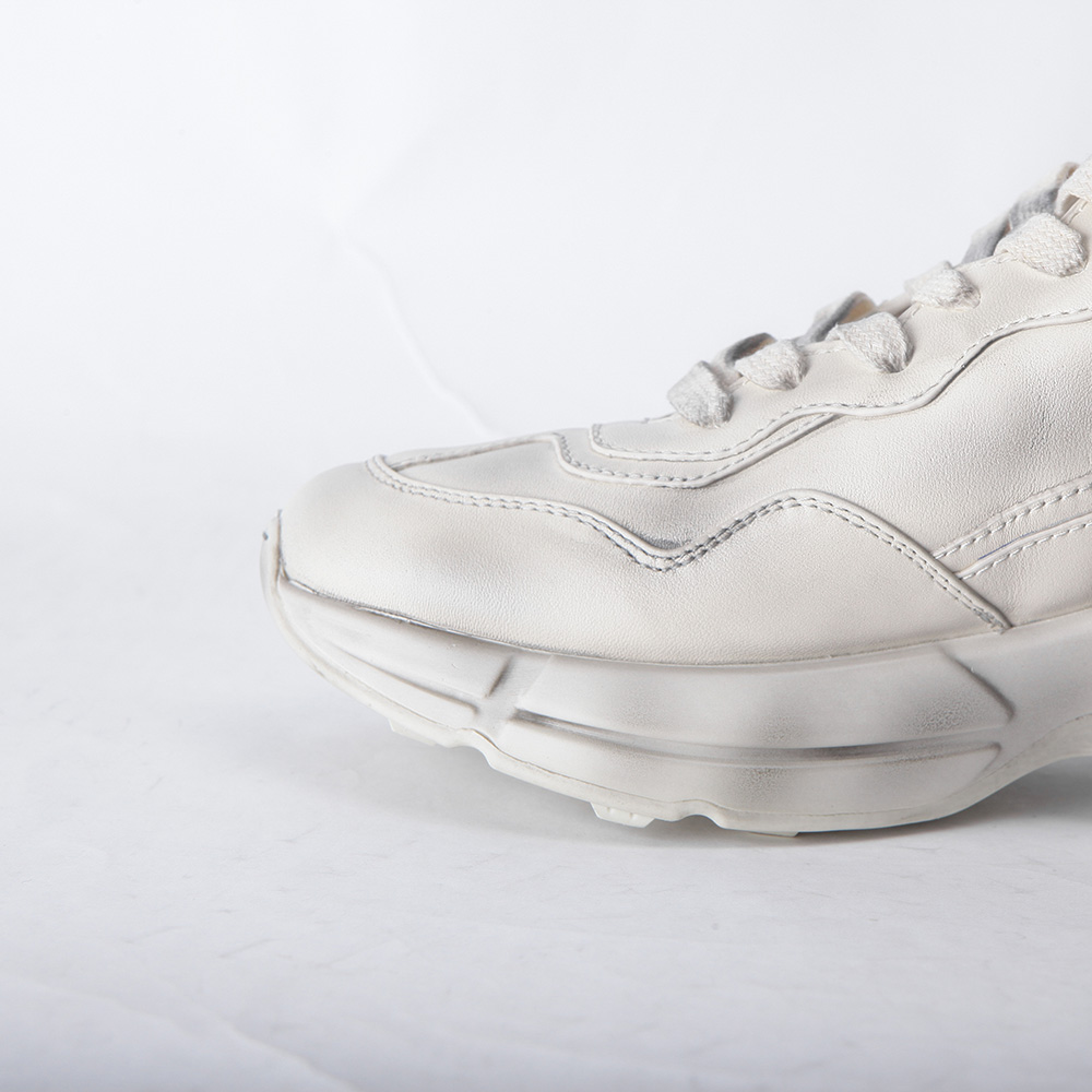 Gucci Rhyton Sneaker With Mouth Print - FashionPlug