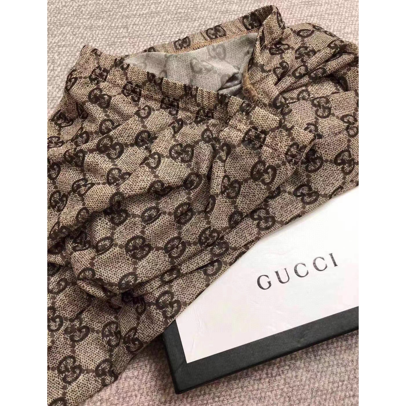 Gucci Logo Socks - FashionPlug