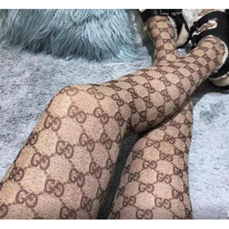 Gucci Logo Socks - FashionPlug