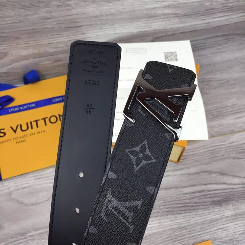 Louis Vuitton Reverso Belt in Black - FashionPlug
