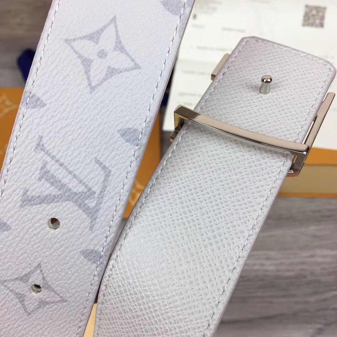 Louis Vuitton Initiales Reversible Belt  In White - FashionPlug
