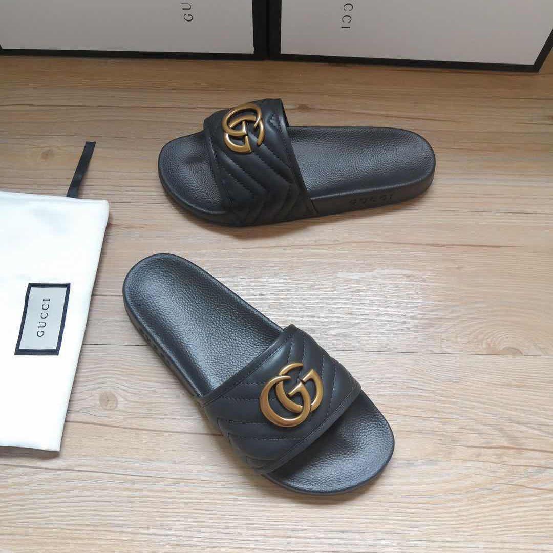 Gucci Black Double G Slippers - FashionPlug