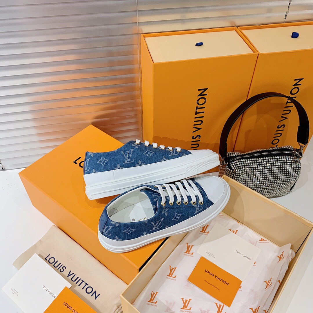Louis Vuitton Monogram Sneaker - FashionPlug