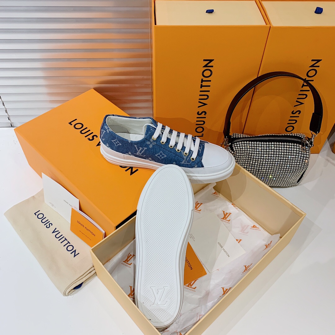 Louis Vuitton Monogram Sneaker - FashionPlug