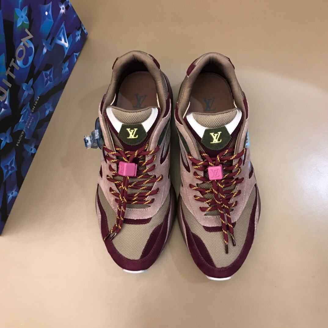 Louis Vuitton Men's Sneaker  - FashionPlug