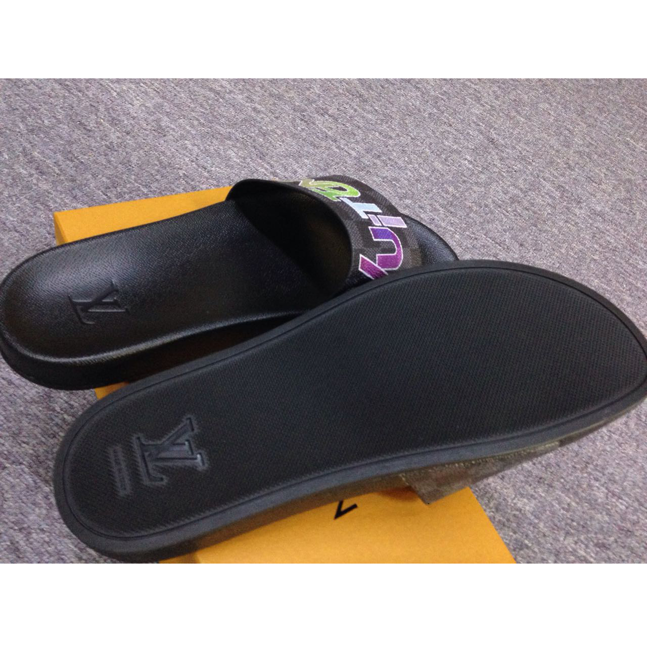 Louis Vuitton Waterfront Mule - FashionPlug