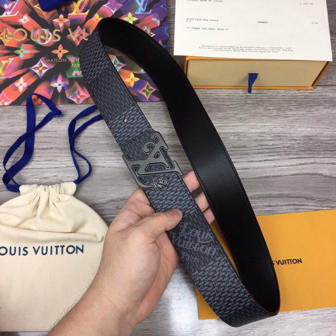 Louis Vuitton Squared 40MM Belt - FashionPlug