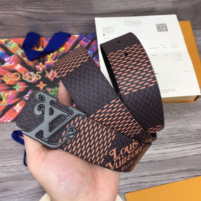 Louis Vuitton Squared 40MM Belt - FashionPlug