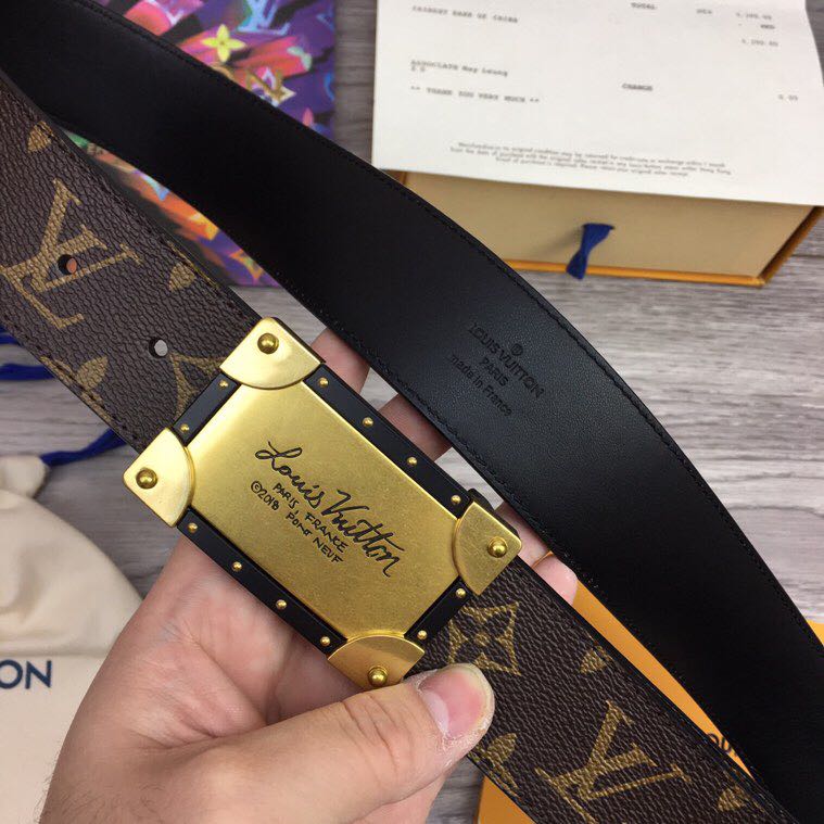 Louis Vuitton Neo Trunk 40MM Belt - FashionPlug