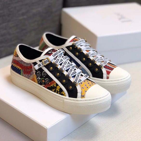 Dior Walk'n'Dior Sneaker - FashionPlug