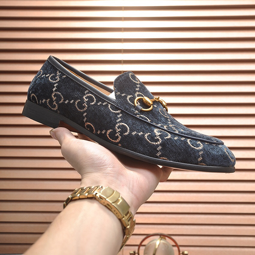 Gucci Men's Jordaan GG Loafer  - FashionPlug