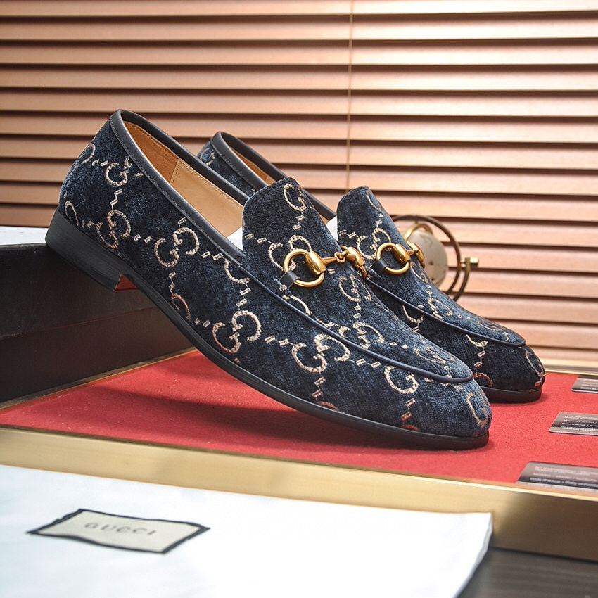 Gucci Men's Jordaan GG Loafer  - FashionPlug
