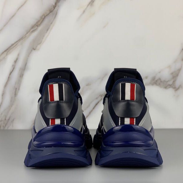 Moncler Logo Patches Lace-up Sneakers - FashionPlug