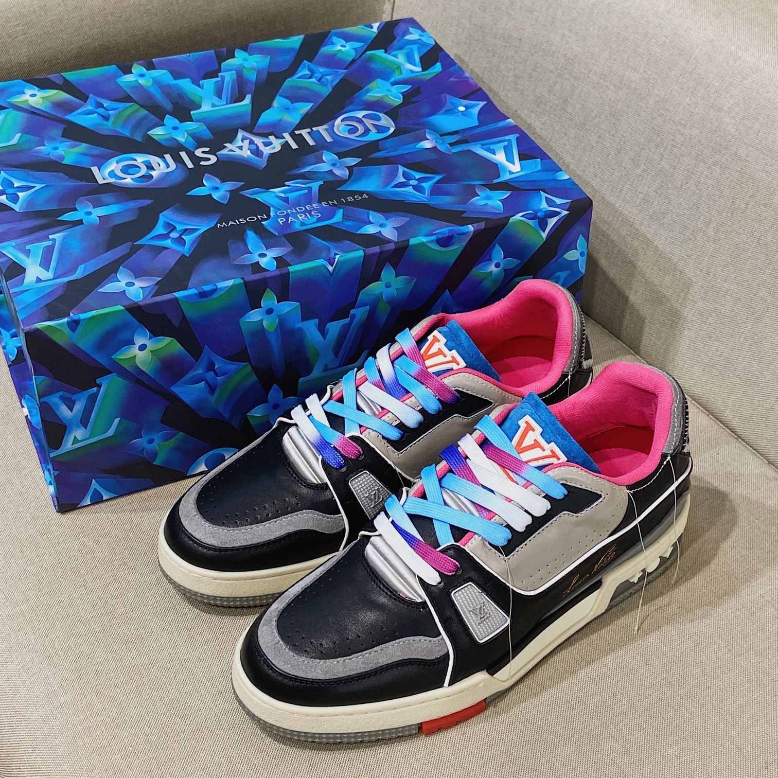 Louis Vuitton Trainer Sneaker - FashionPlug