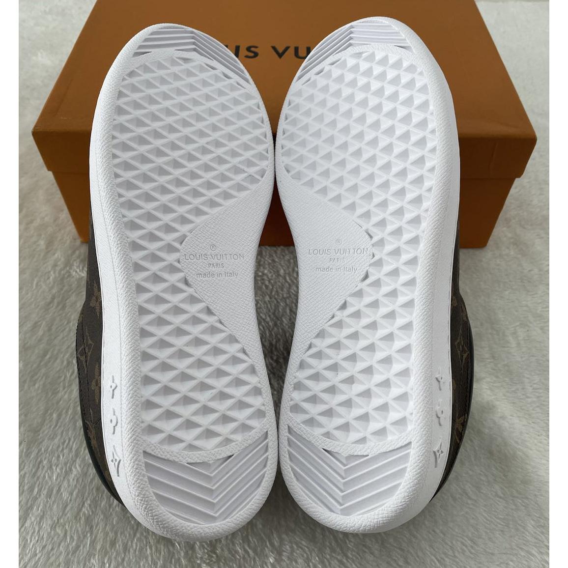 Louis Vuitton Monogram Men's Low-Top Sneakers - FashionPlug