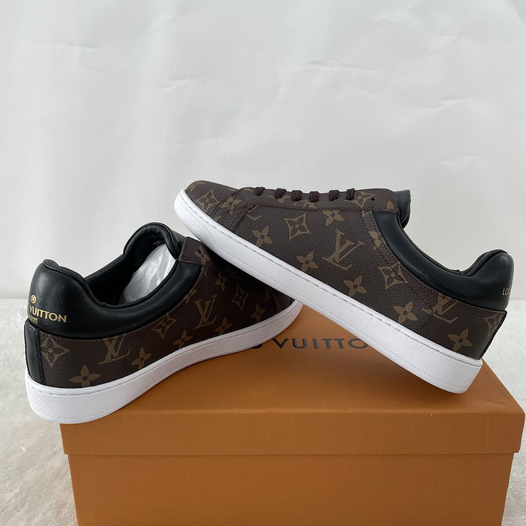 Louis Vuitton Monogram Men's Low-Top Sneakers - FashionPlug