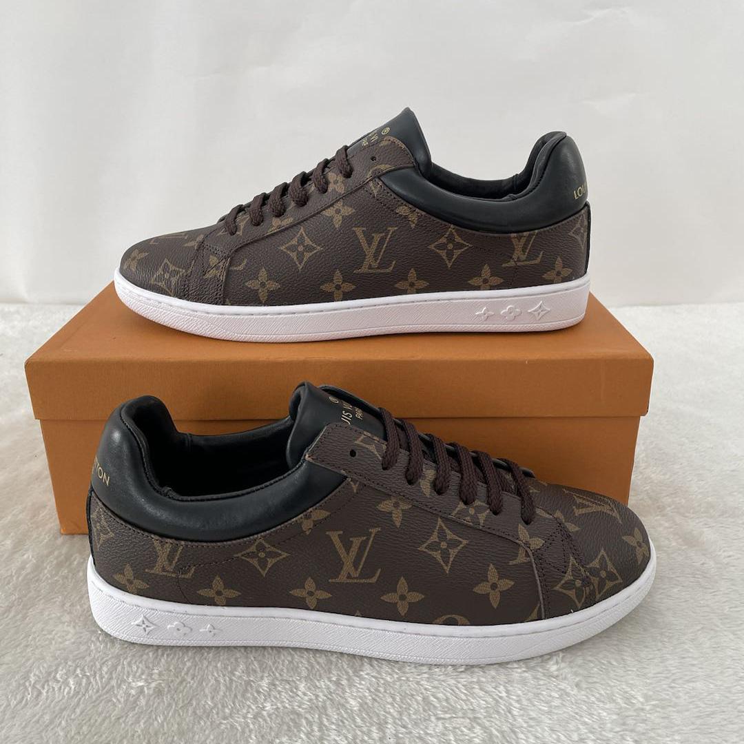 Louis Vuitton Monogram Men's Low-Top Sneakers - FashionPlug