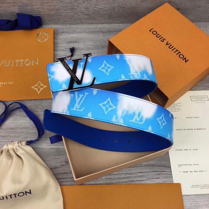 Louis Vuitton Shape 40MM Reversible Clouds - FashionPlug