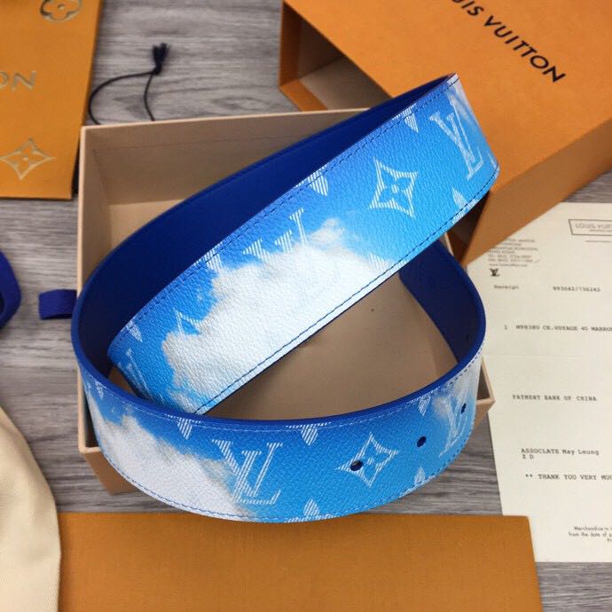 Louis Vuitton Shape 40MM Reversible Clouds - FashionPlug