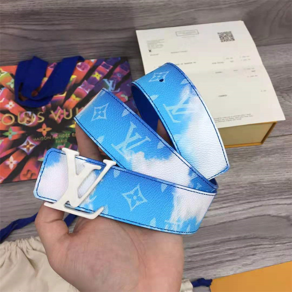 Louis Vuitton LV shape 40mm reversible clouds - FashionPlug