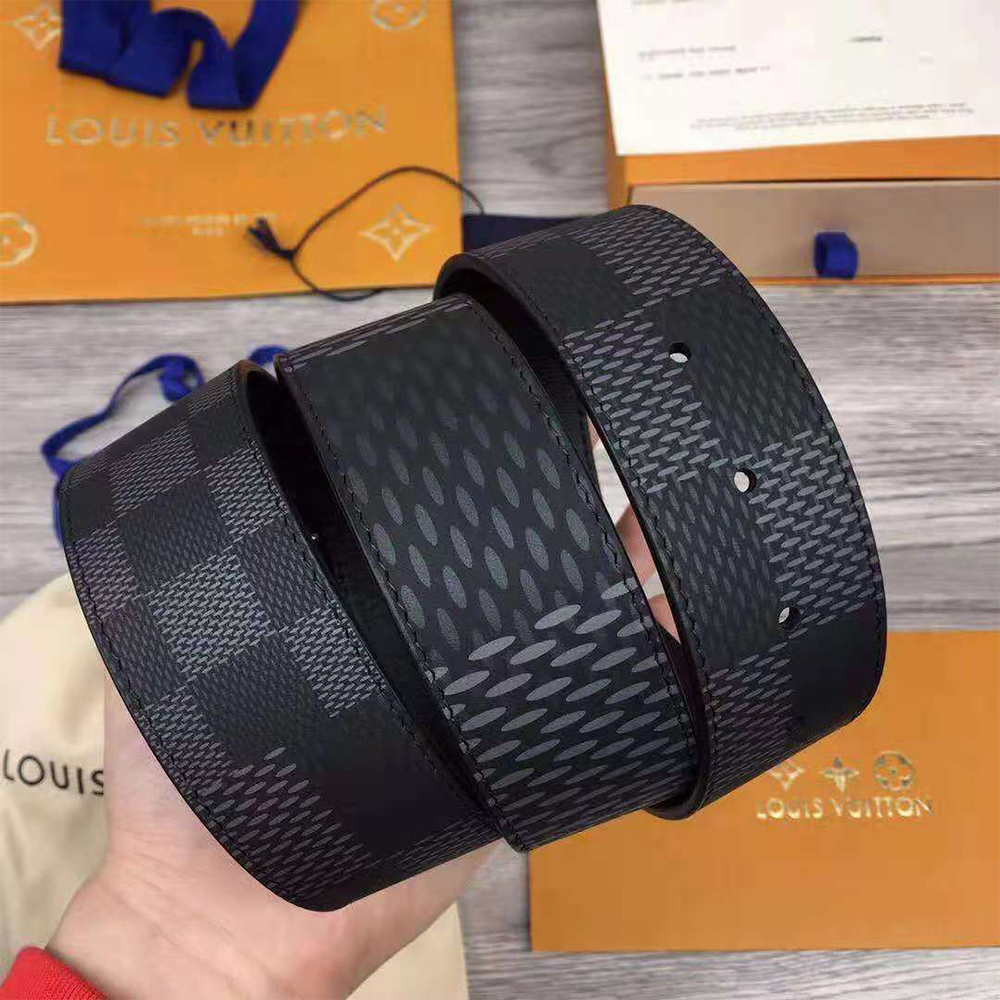 Louis Vuitton Initiales 40MM Reversible Belt - FashionPlug
