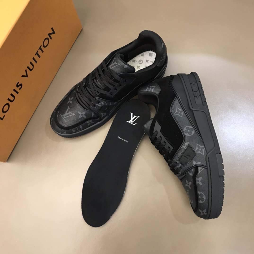 Louis Vuitton Trainer Sneaker - FashionPlug