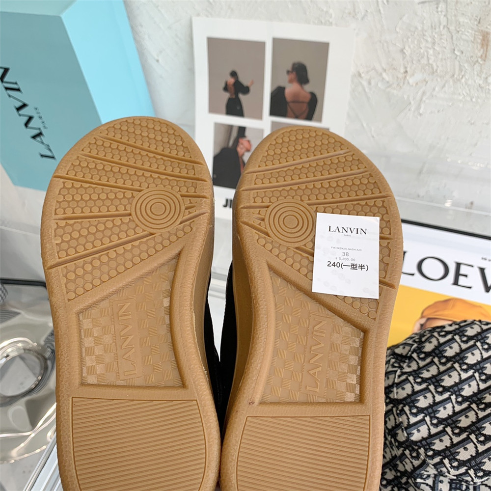 Lanvin Curb Sneaker In Black - FashionPlug