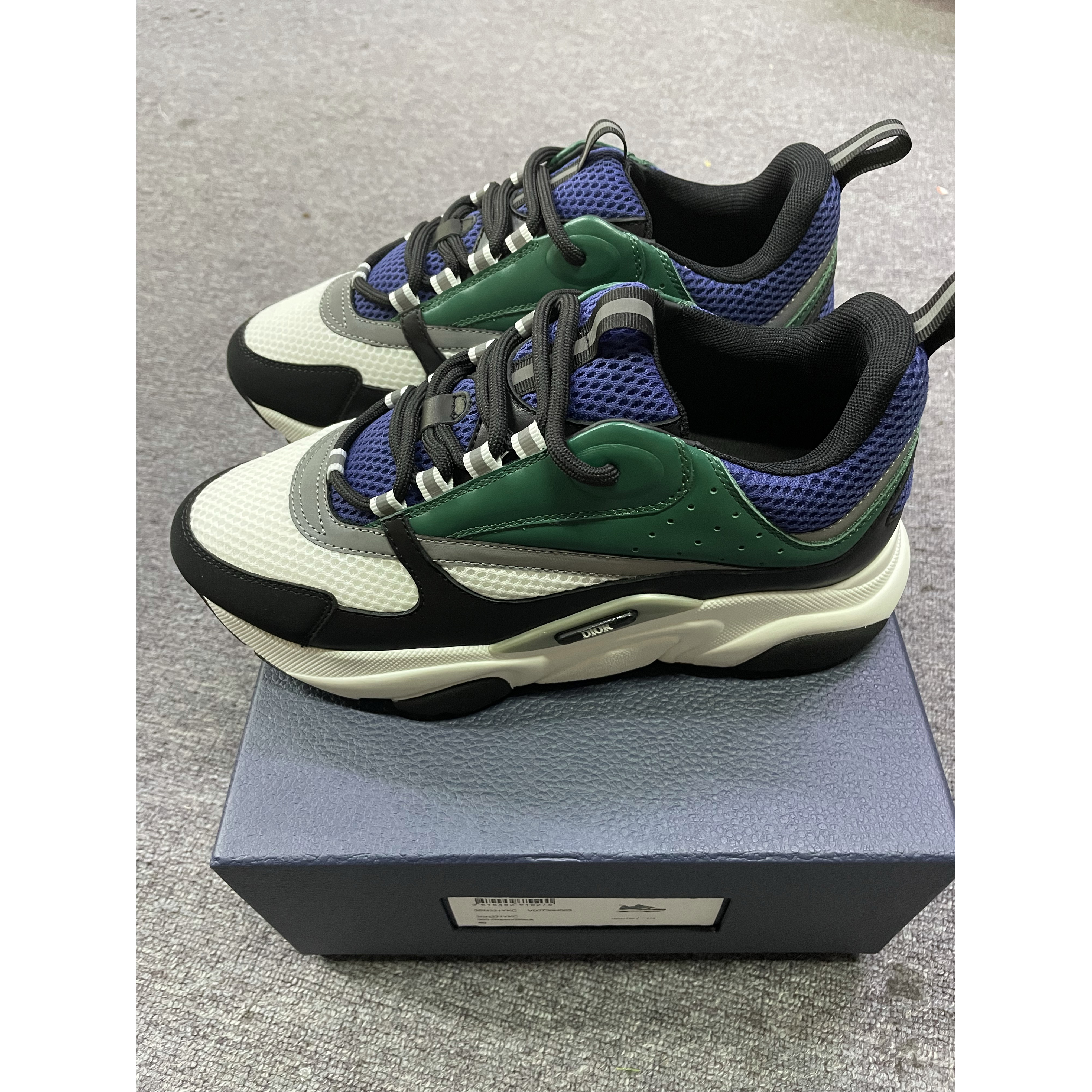 Dior [Limited Version] B22 Sneaker - FashionPlug