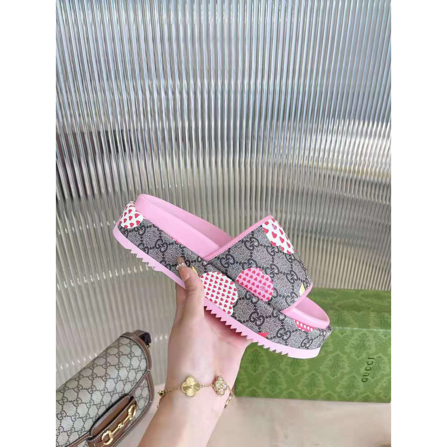 Gucci GG Slides - FashionPlug