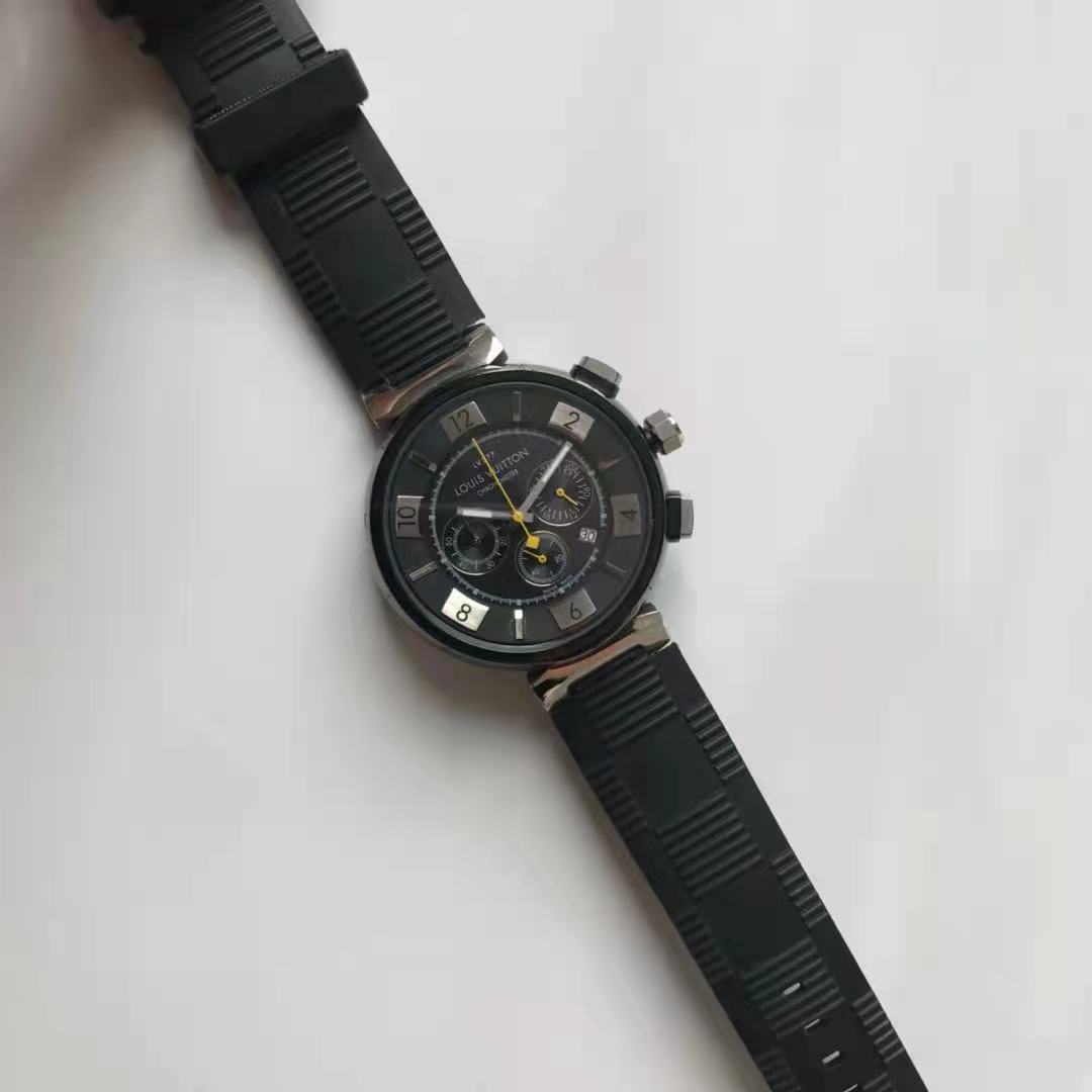 Louis Vuitton Watch - FashionPlug