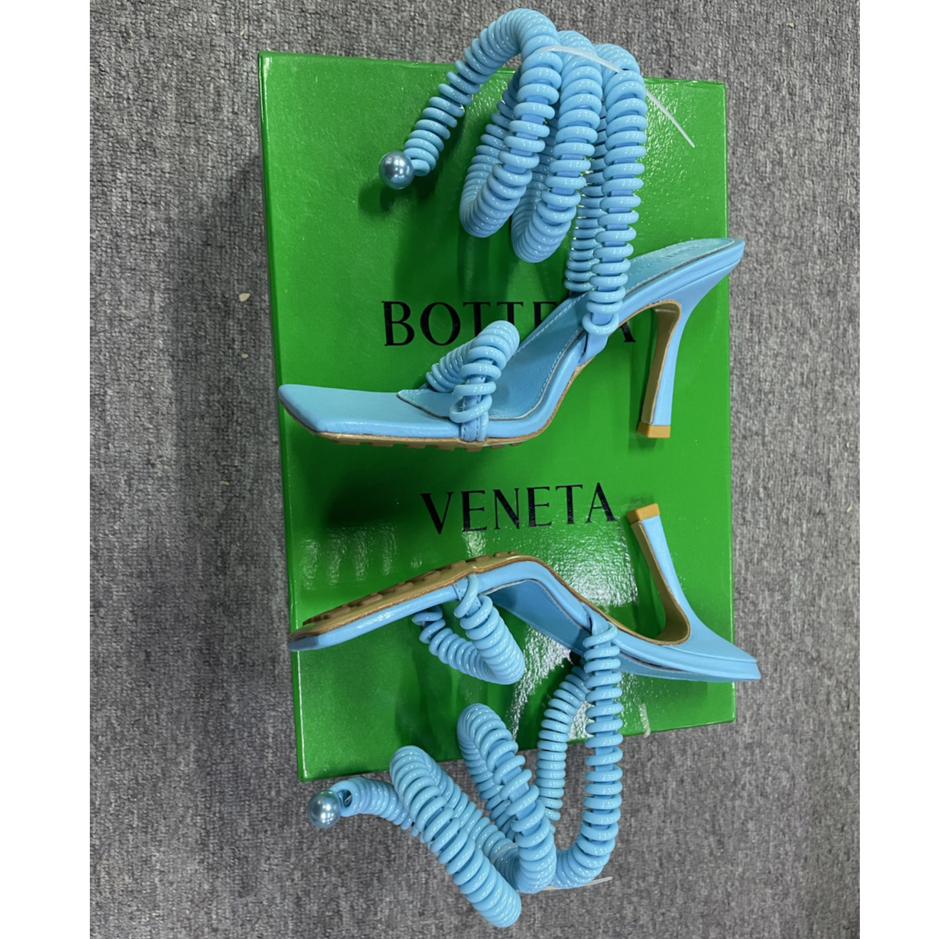 Bottega Veneta  Sandals Wire Stretch Grass Womens Blue - FashionPlug