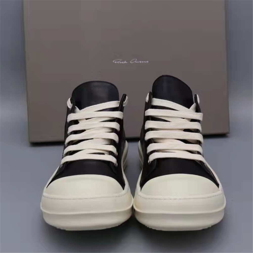 Rick Owens Low-top Sneaker - FashionPlug