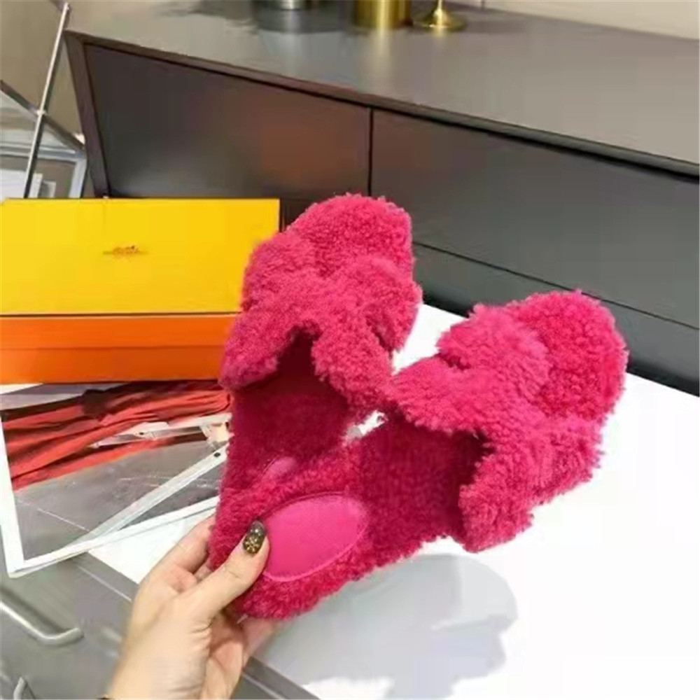 Hermes Women Pink Sandals - FashionPlug