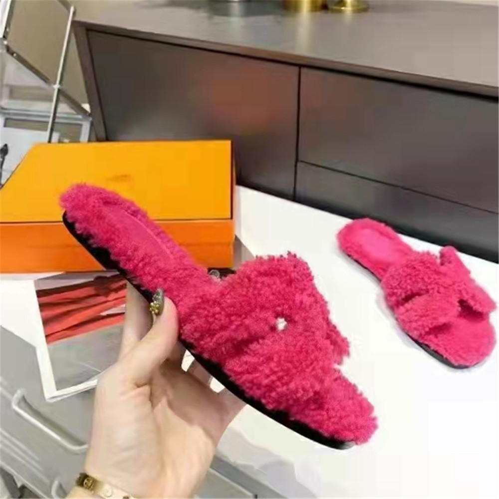 Hermes Women Pink Sandals - FashionPlug