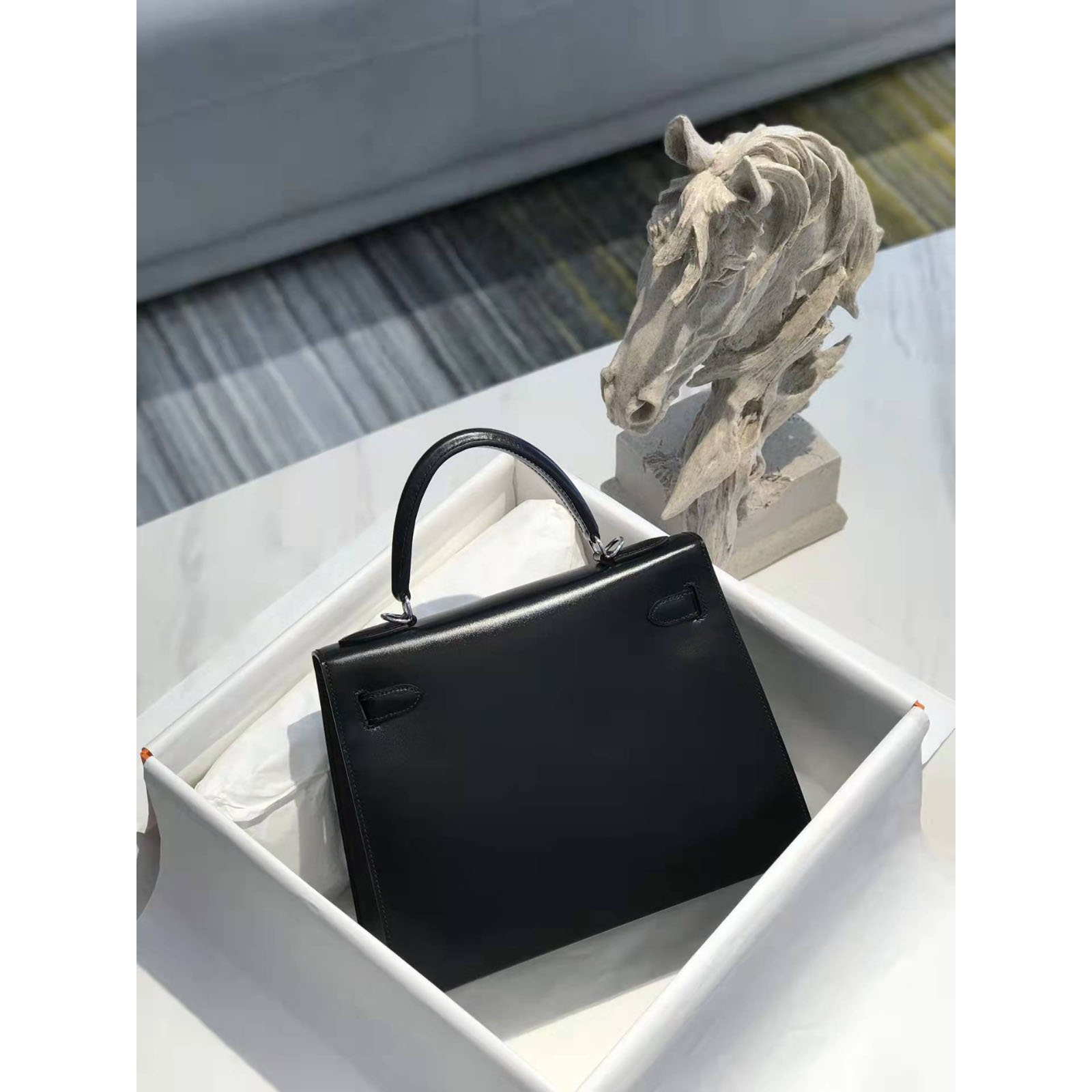 Hermes Women Handbag  - FashionPlug