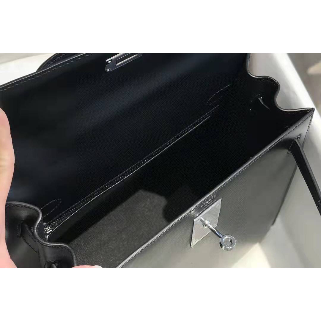 Hermes Women Handbag  - FashionPlug