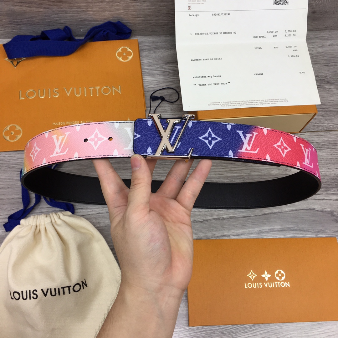 Louis Vuitton Shape 40MM Reversible Belt - FashionPlug