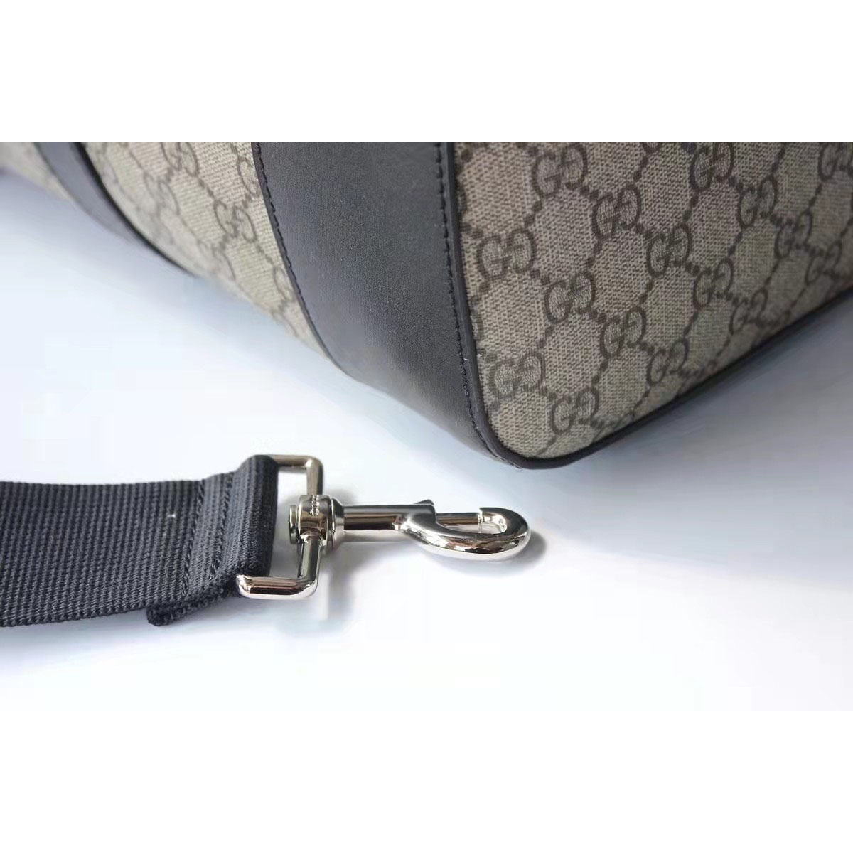 Gucci Luggage Travelling Bag  - FashionPlug
