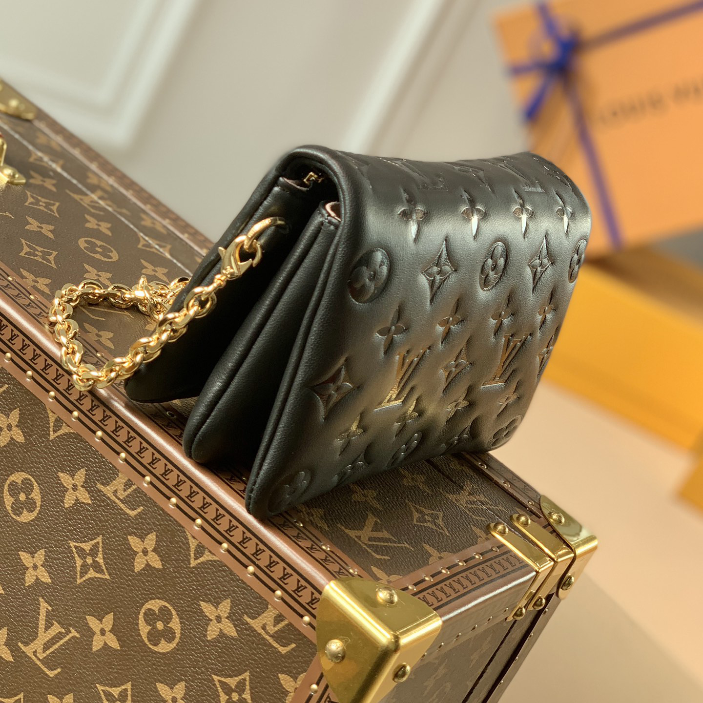Louis Vuitton Pochette Coussin Black(20-14-8CM) - FashionPlug