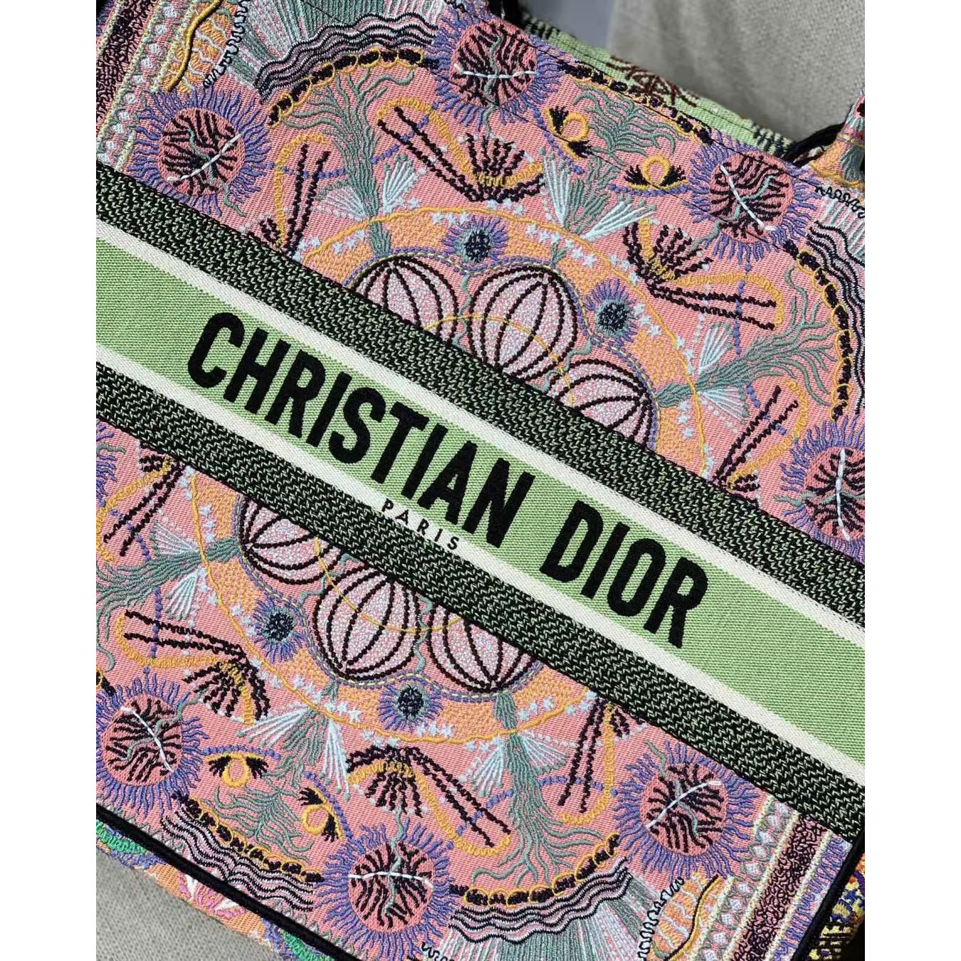 Dior  Totebag (Size: 41.5-34.5-16) - FashionPlug
