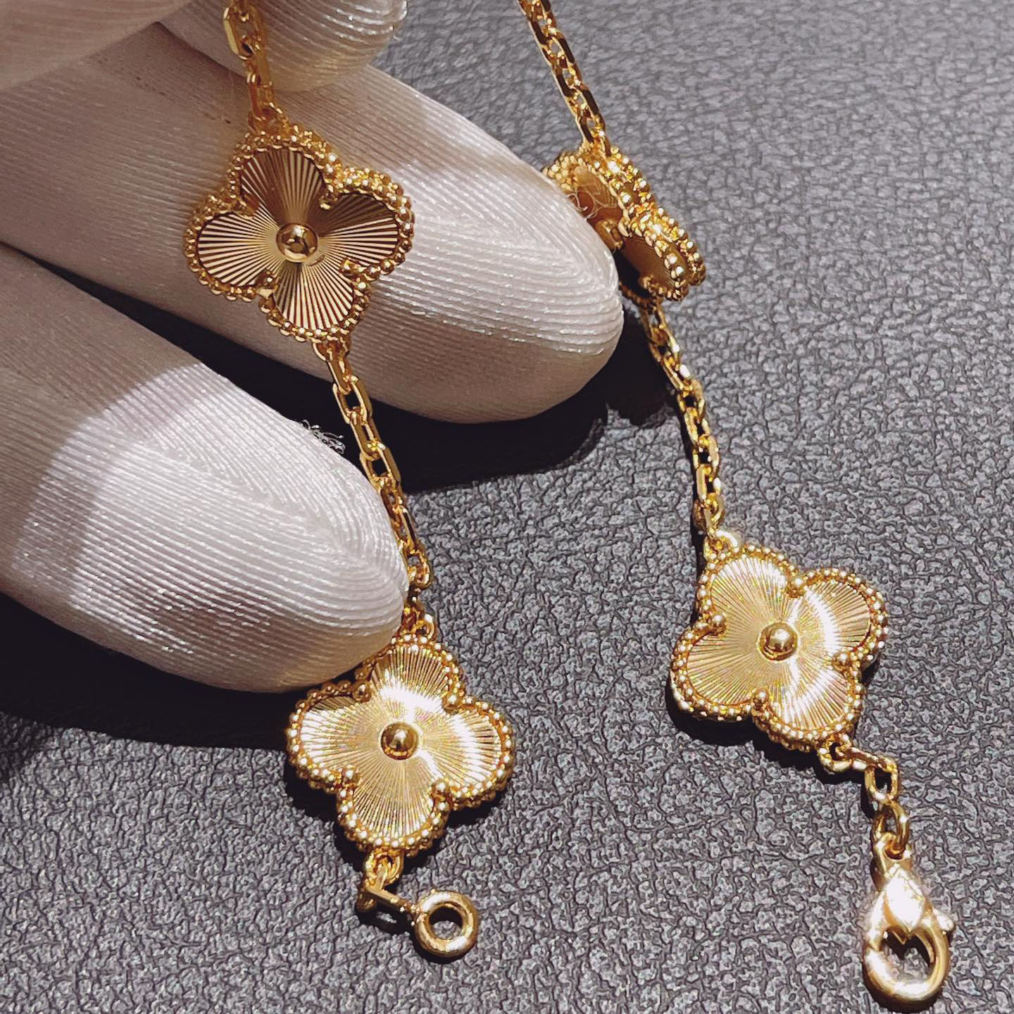 Van Cleef & Arpels Vintage Alhambra bracelet, 5 motifs - FashionPlug
