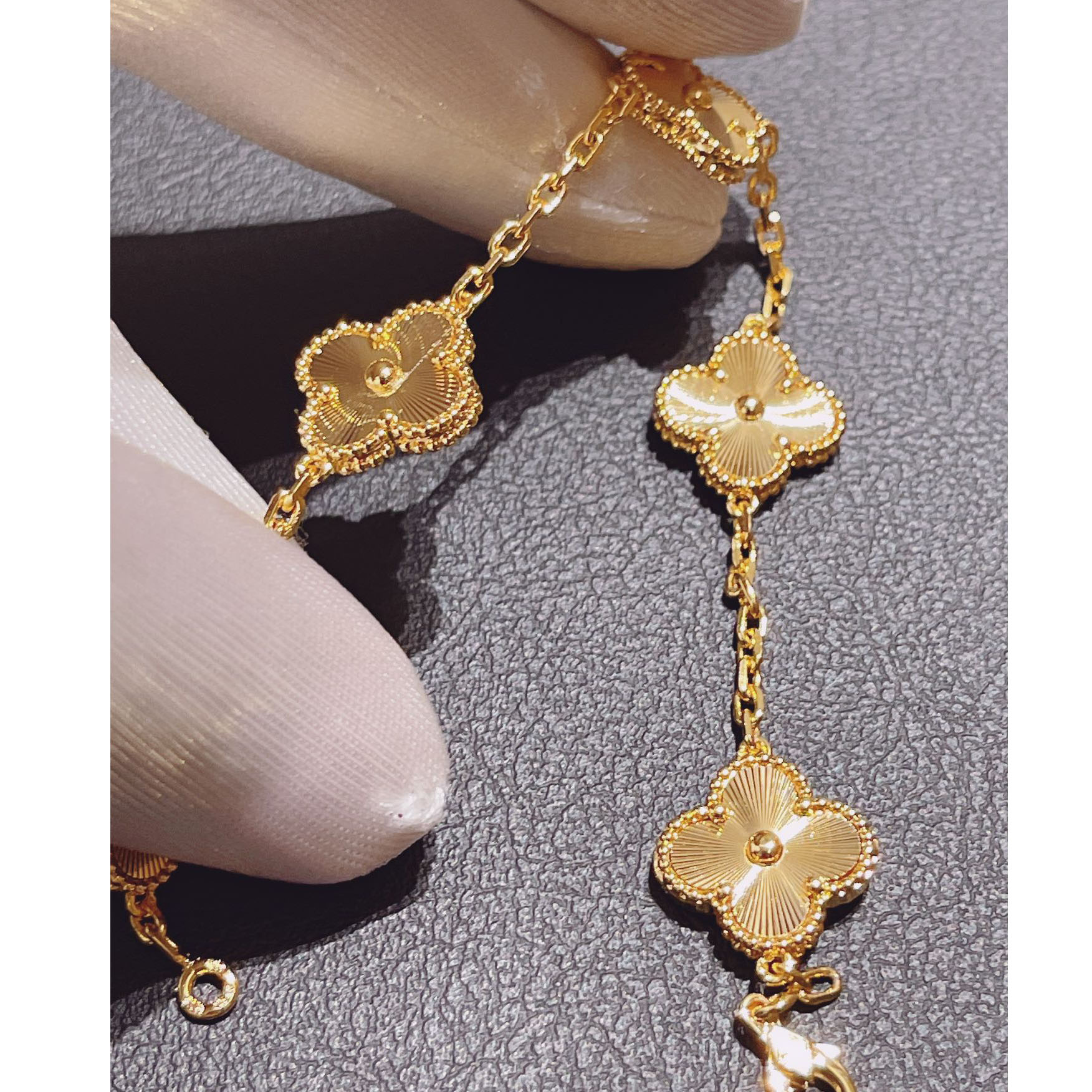 Van Cleef & Arpels Vintage Alhambra bracelet, 5 motifs - FashionPlug