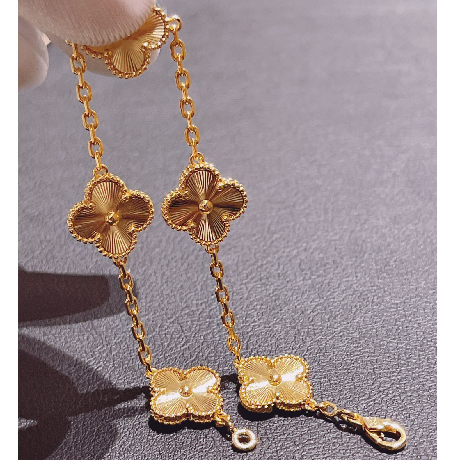 Van Cleef & Arpels Vintage Alhambra bracelet, 5 motifs - FashionPlug