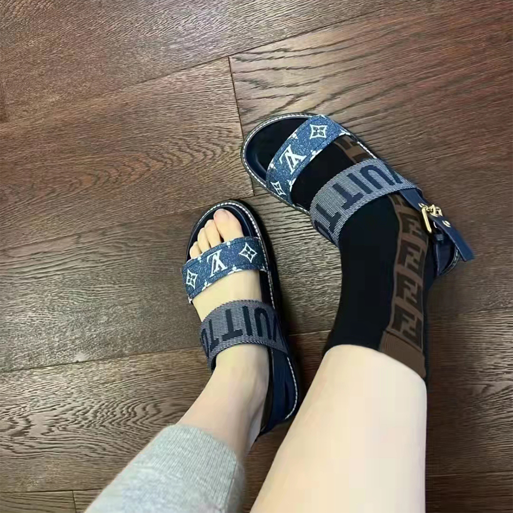 Louis Vuitton Paseo Flat Comfort Sandal - FashionPlug