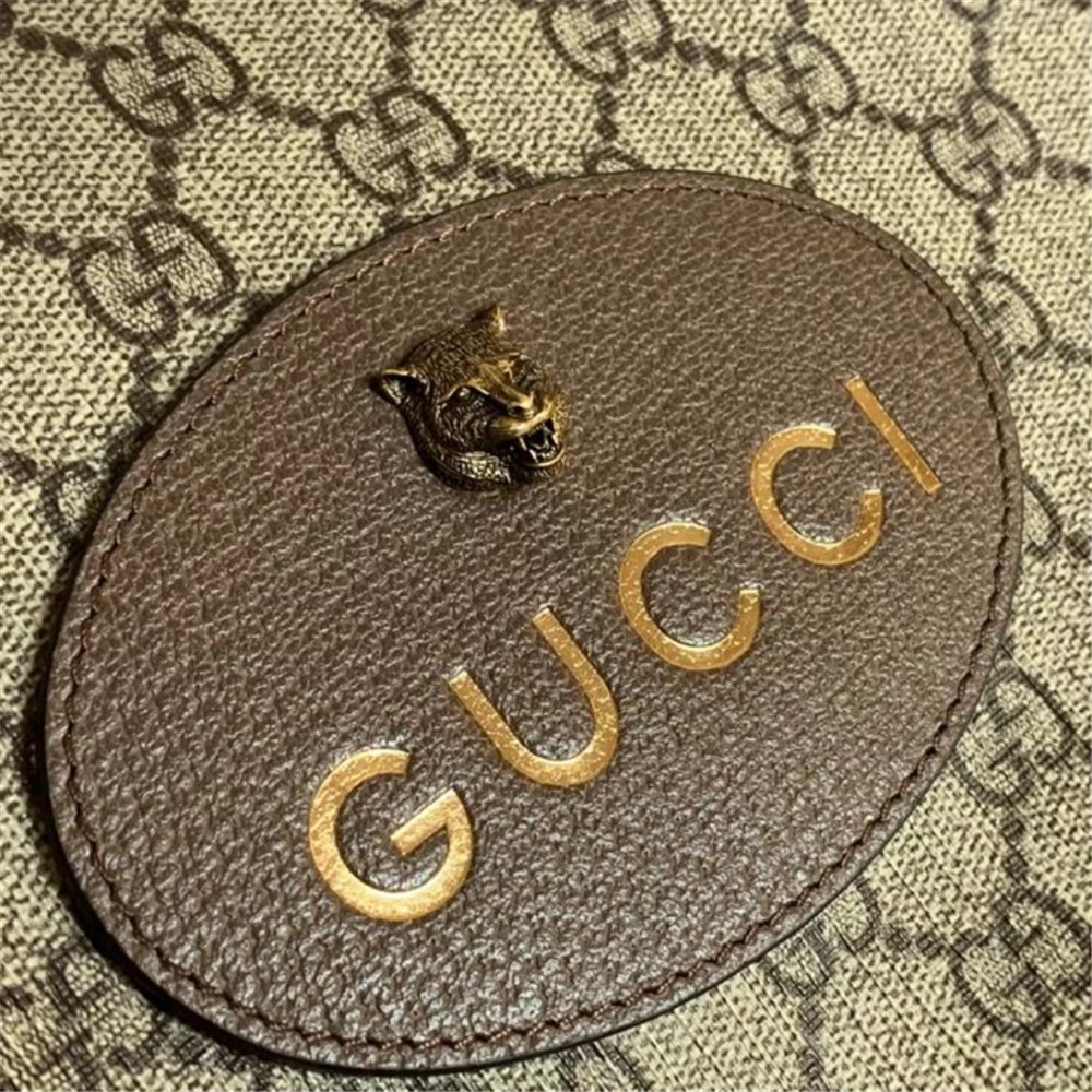 Gucci  GG Clutch Bag (30.5-21-1.5cm) - FashionPlug