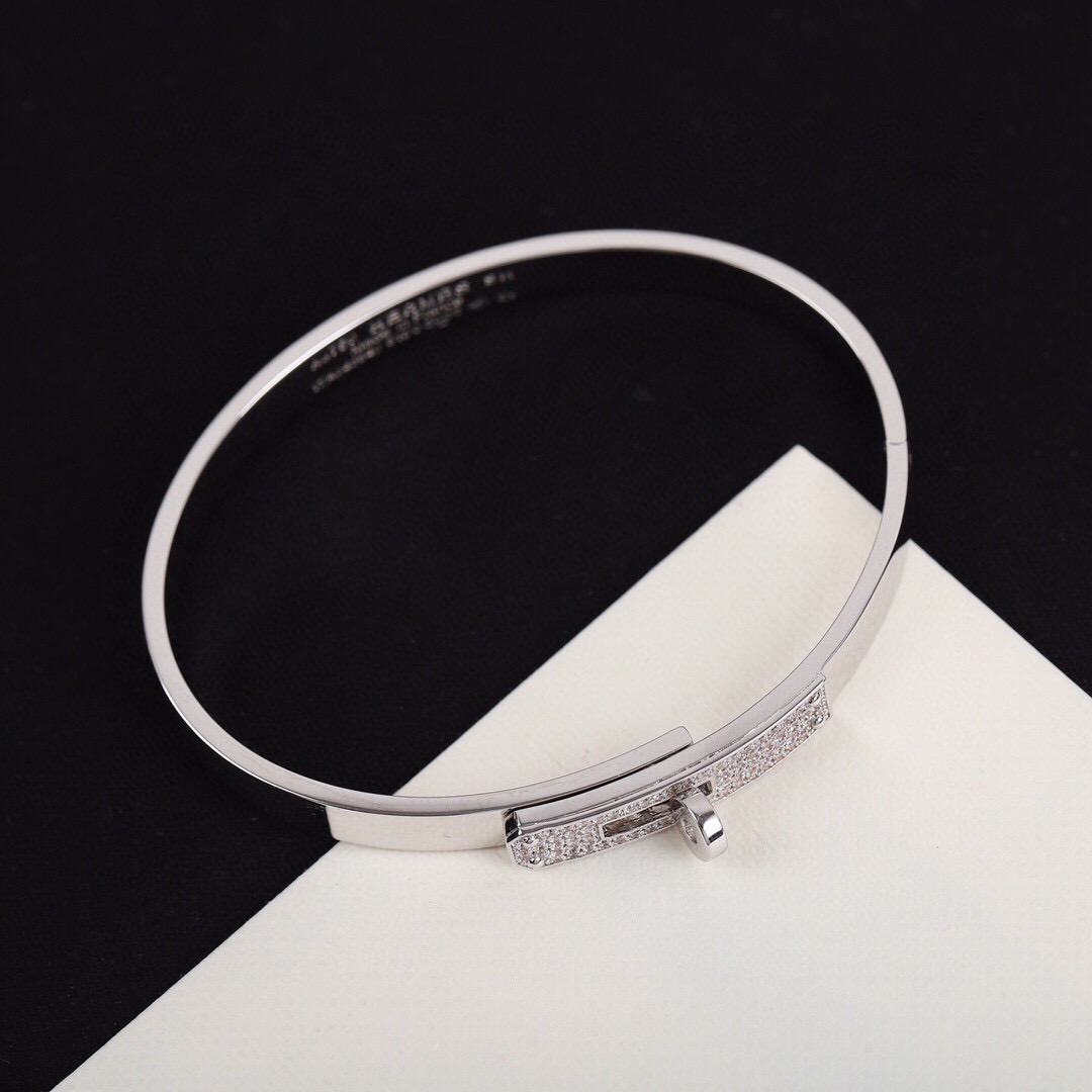 Hermes Bracelets  - FashionPlug