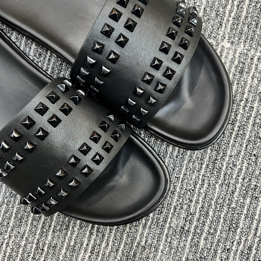 Christian Louboutin  Men Slippers Flats - FashionPlug