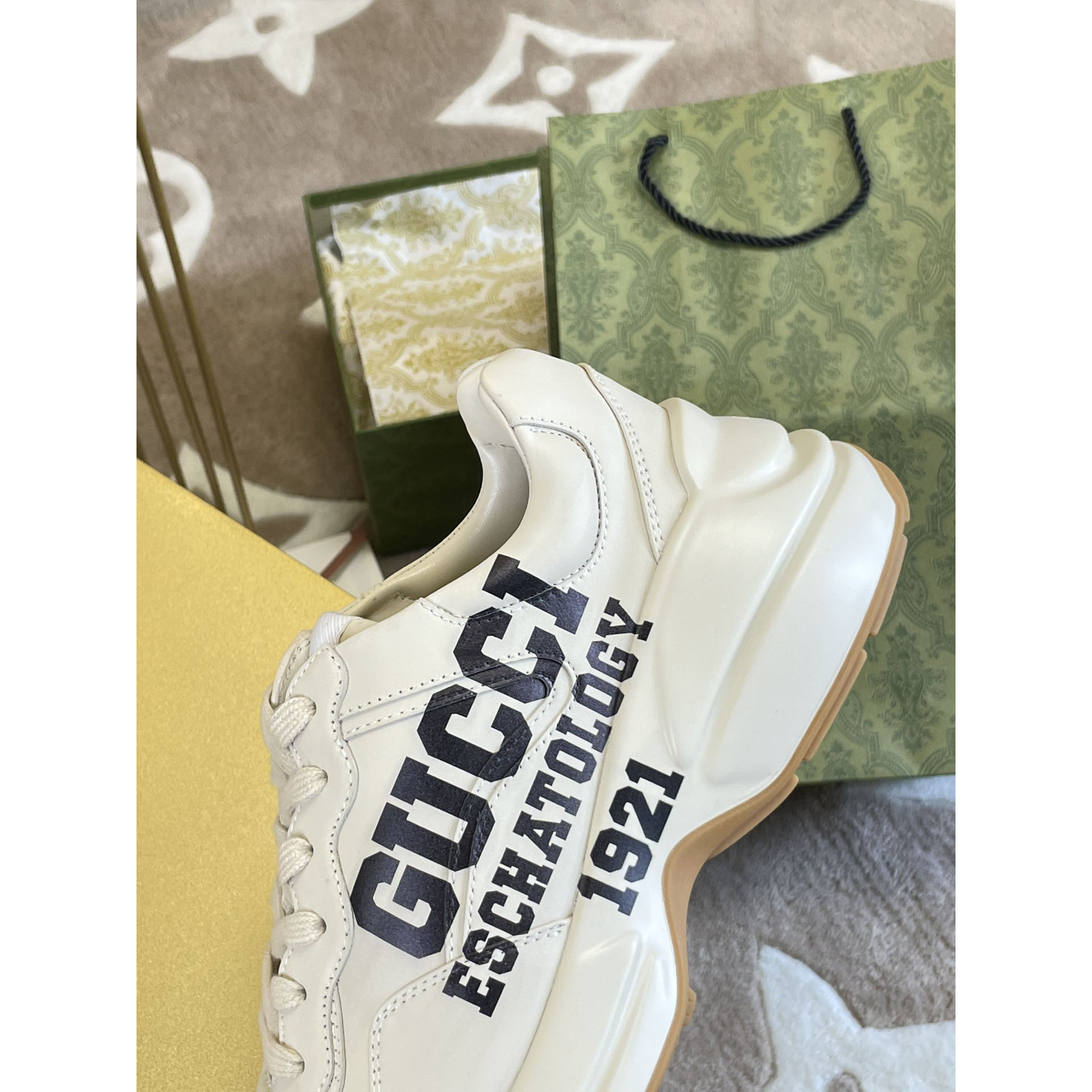 Gucci Men's Sneaker  - FashionPlug