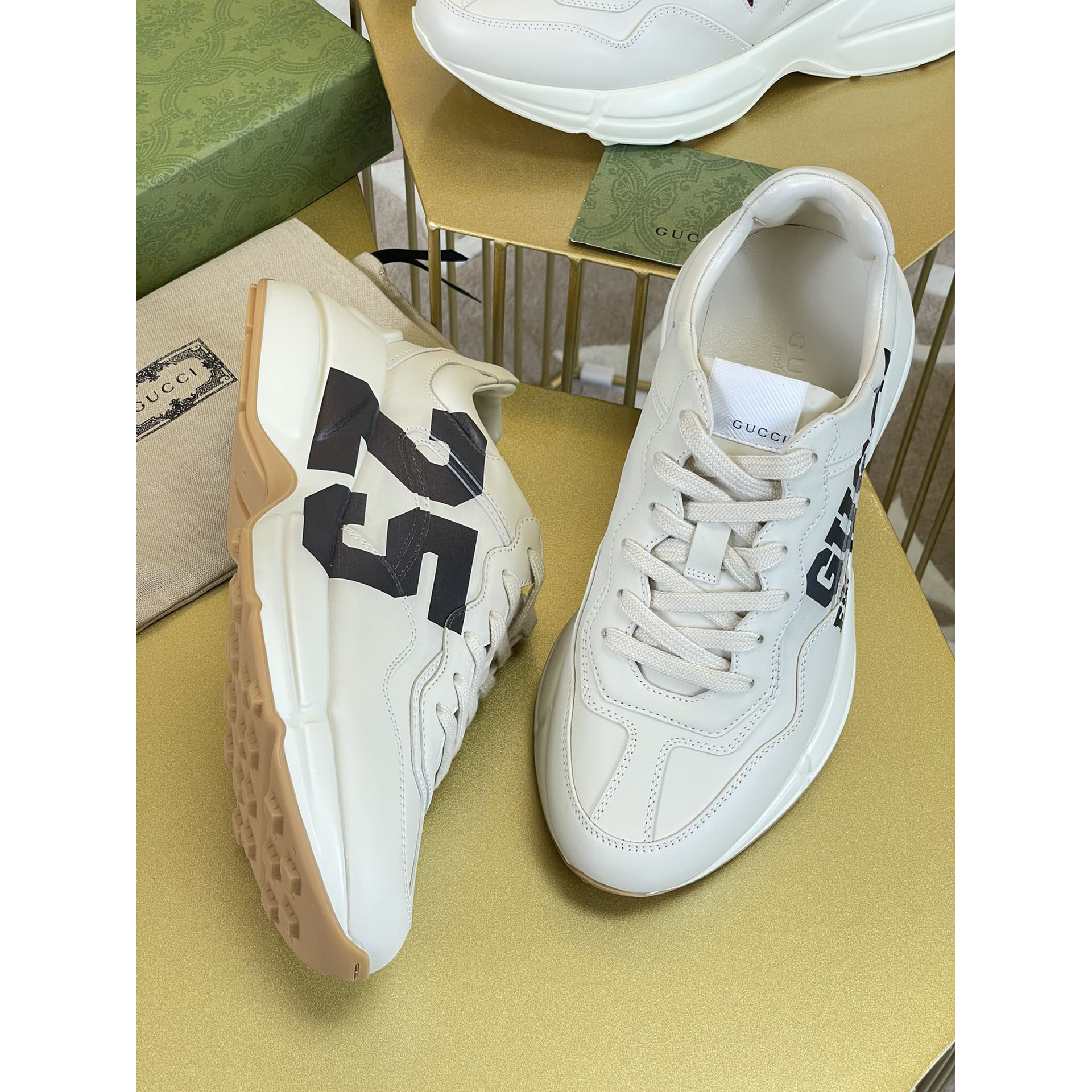 Gucci Men's Sneaker  - FashionPlug